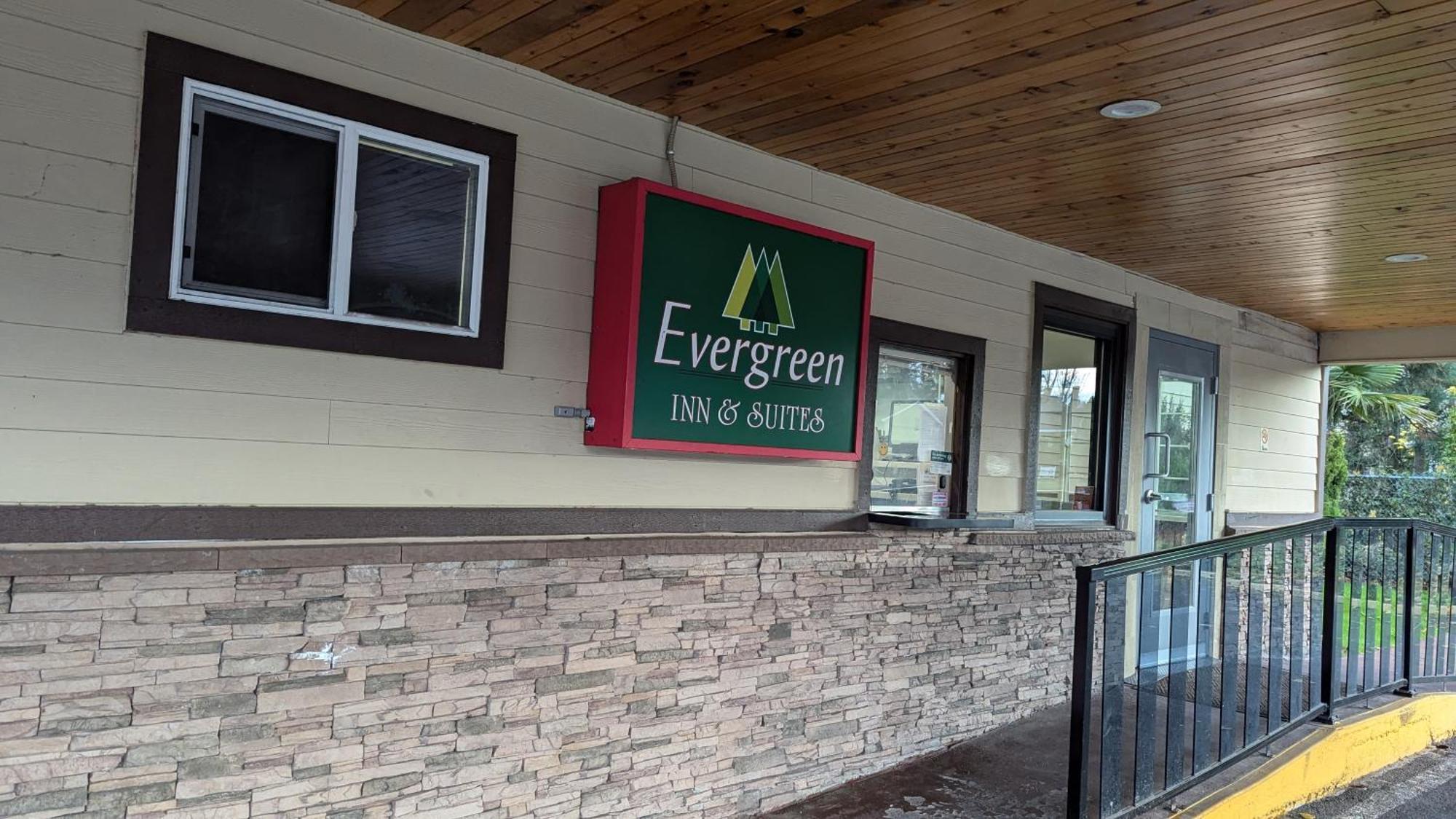 Evergreen Inn & Suites Portland (Adults Only) Luaran gambar