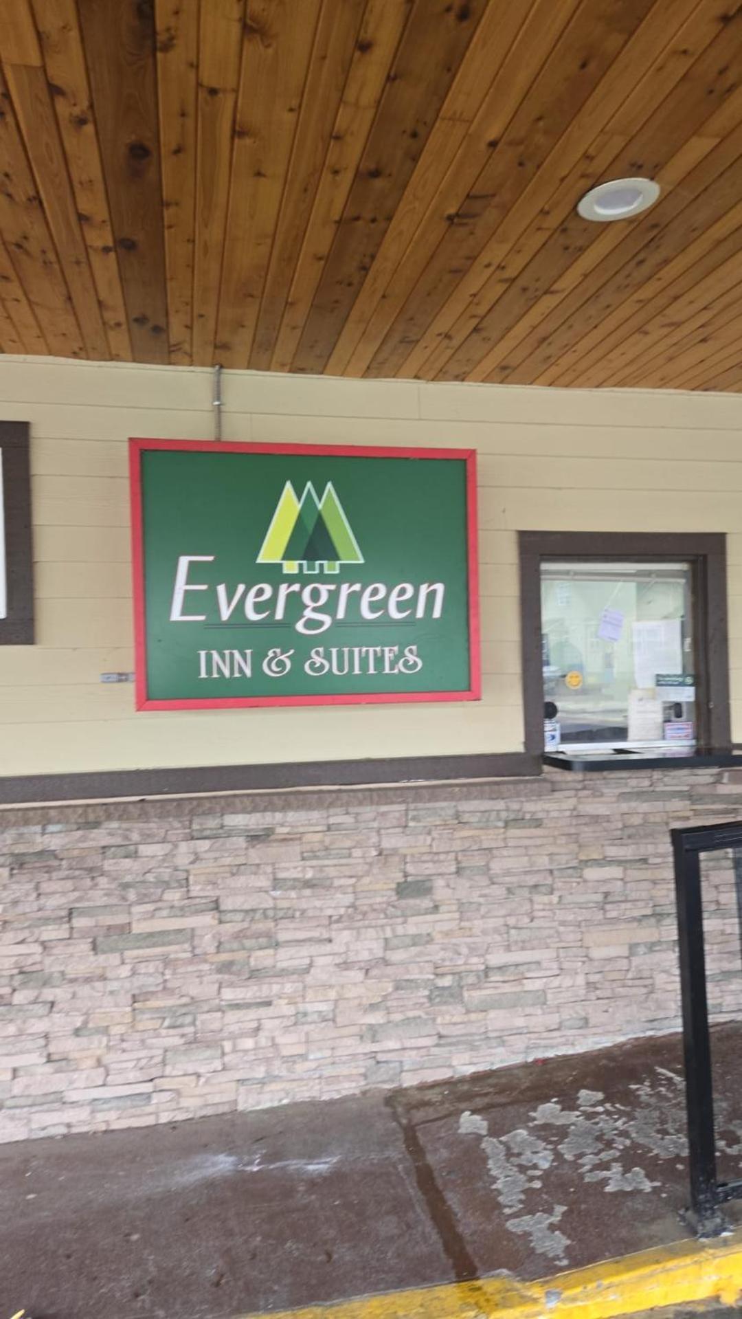 Evergreen Inn & Suites Portland (Adults Only) Luaran gambar