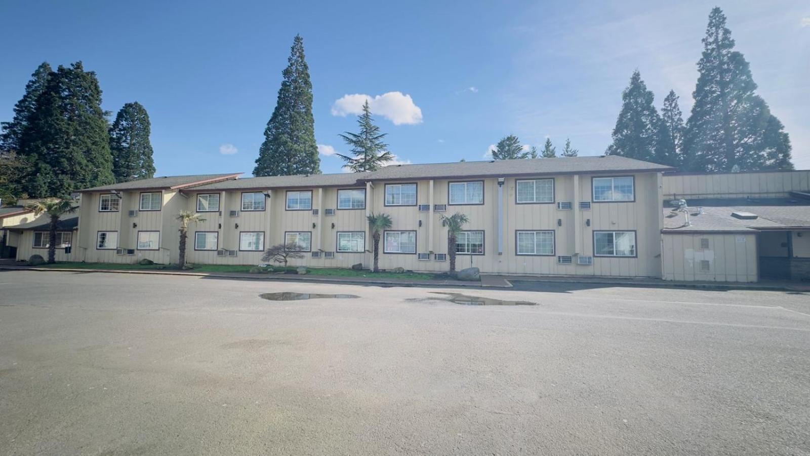Evergreen Inn & Suites Portland (Adults Only) Luaran gambar